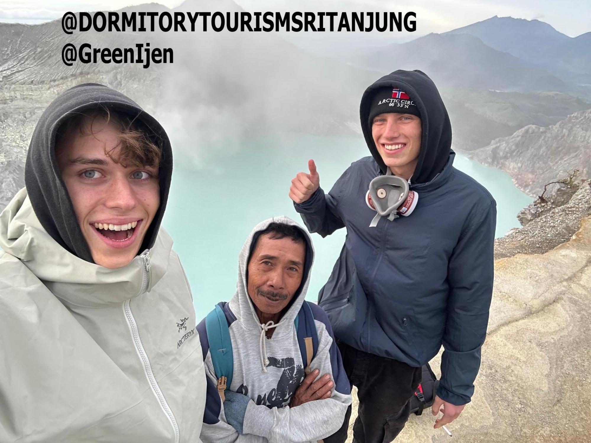 Dormitory Tourism Sritanjung Banyuwangi By Gajahsora Management エクステリア 写真